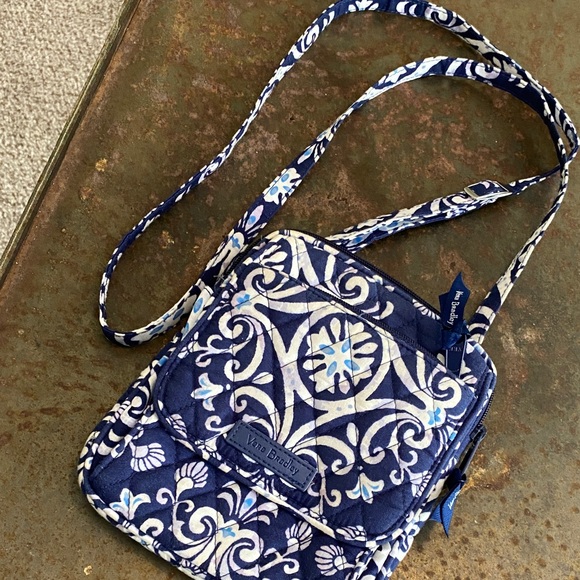 Vera Bradley Handbags - Vera Bradley Steel Blue Medallion Mini Hioster Crossbody Bag RFID